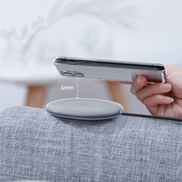 Baseus-Jelly-15W-Wireless-Charger-11