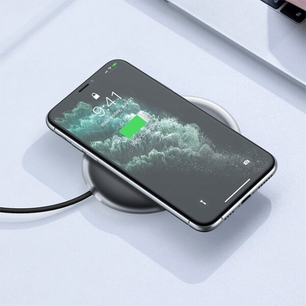 Baseus-Jelly-15W-Wireless-Charger-7