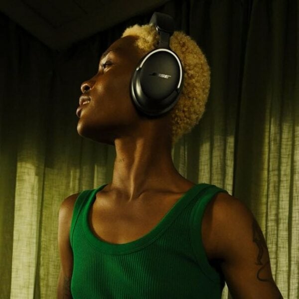 Bose QuietComfort Ultra Noise Cancelling Headphones - Image 5